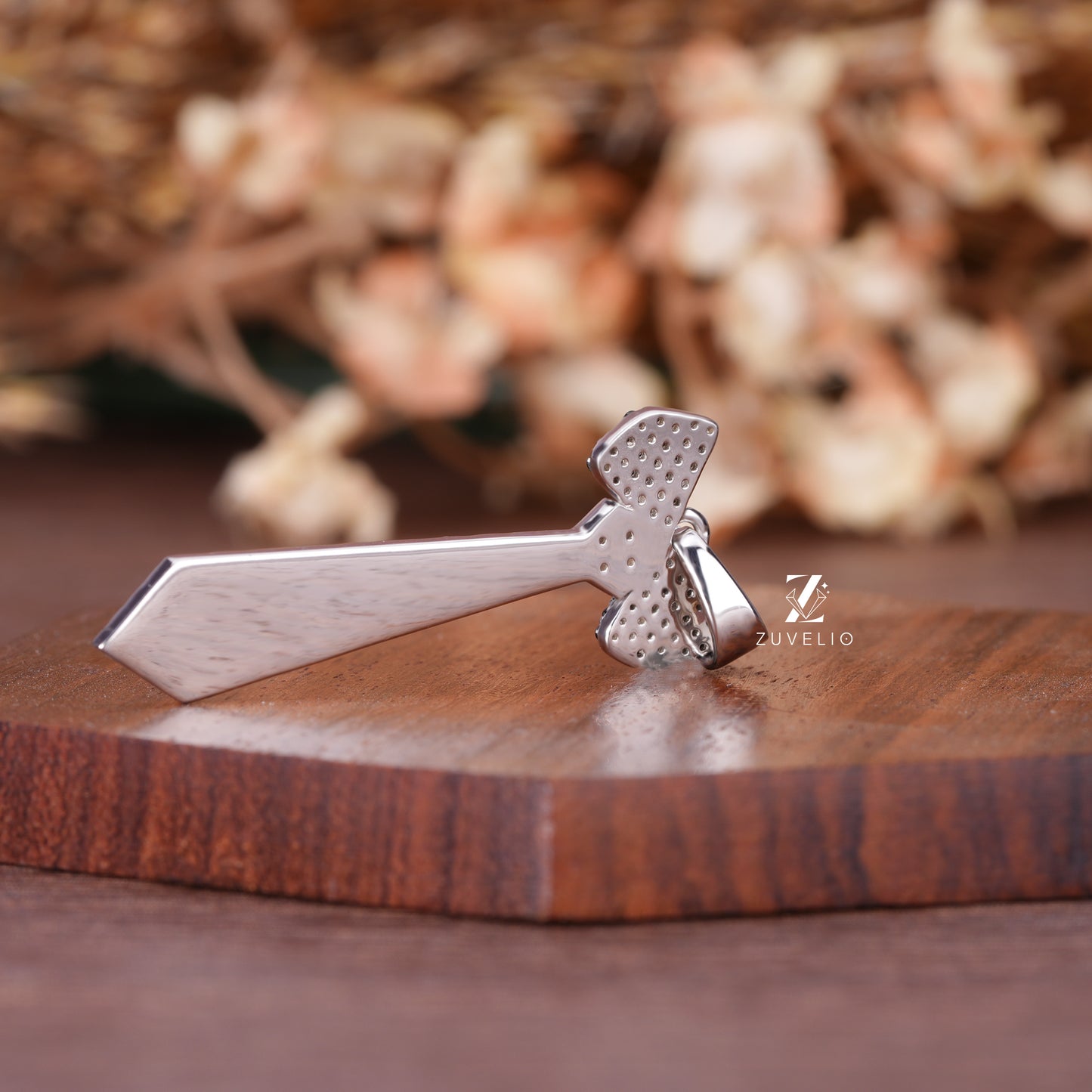 Men's Tie Moissanite Pendant