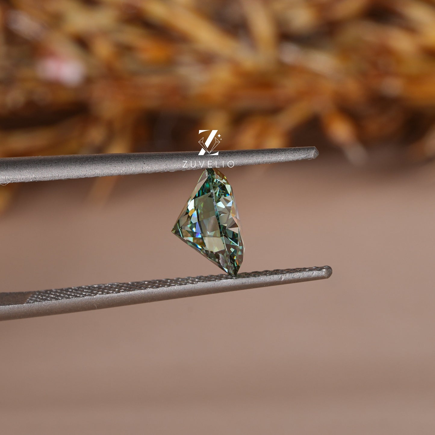 3.32 Ct Vivid Blue Green Lab Diamond - Zuvelio.com