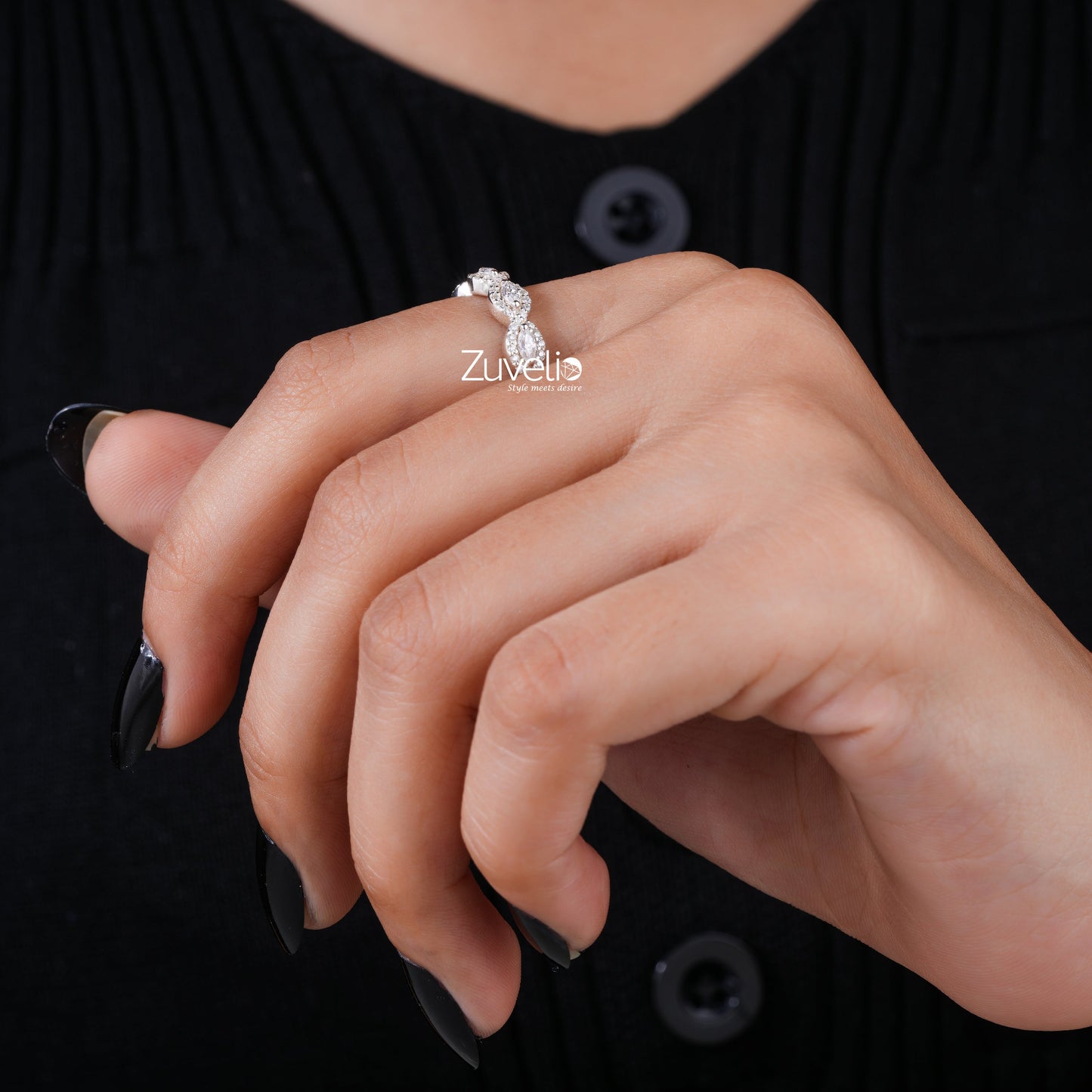 Marquise Round Shape Ring - Zuvelio.com