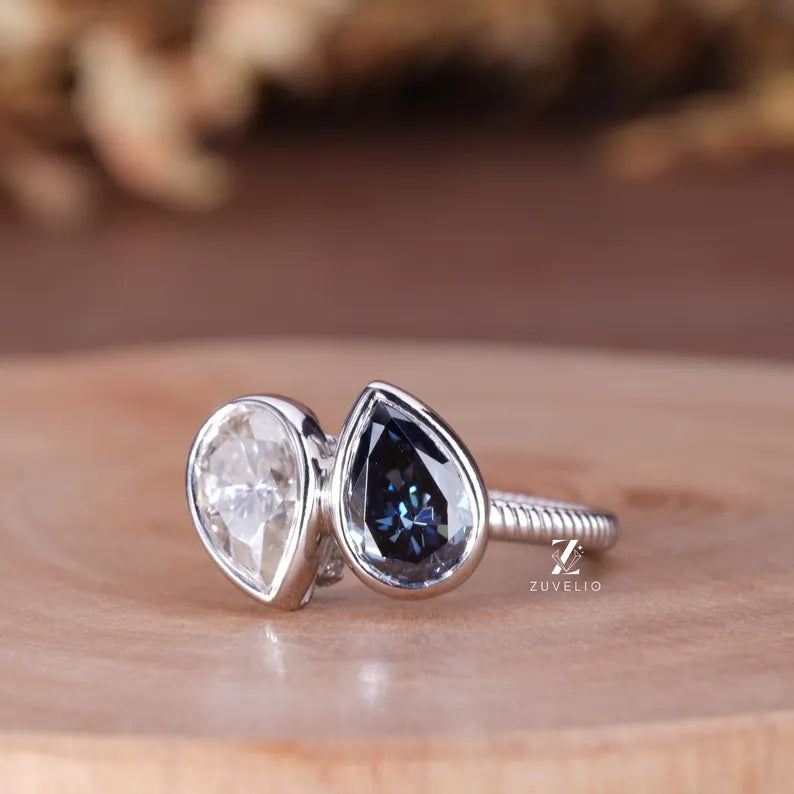 Royal Blue Toi Moi Ring