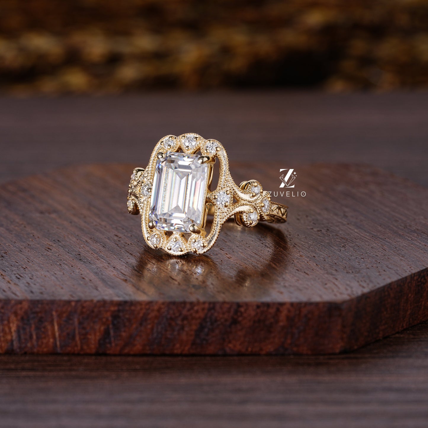 Emerald Cut Art Deco Ring - Zuvelio.com