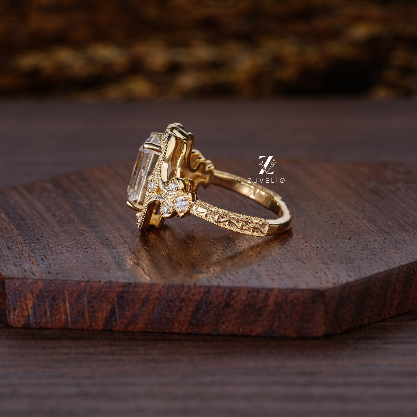 Emerald Cut Art Deco Ring - Zuvelio.com