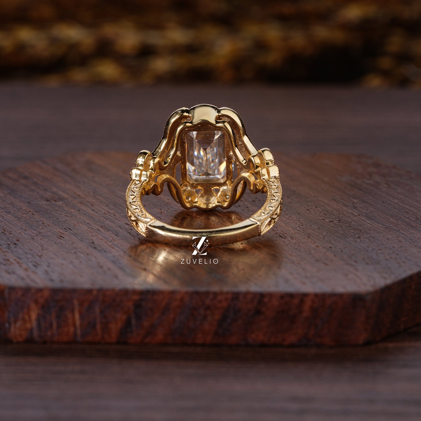 Emerald Cut Art Deco Ring - Zuvelio.com