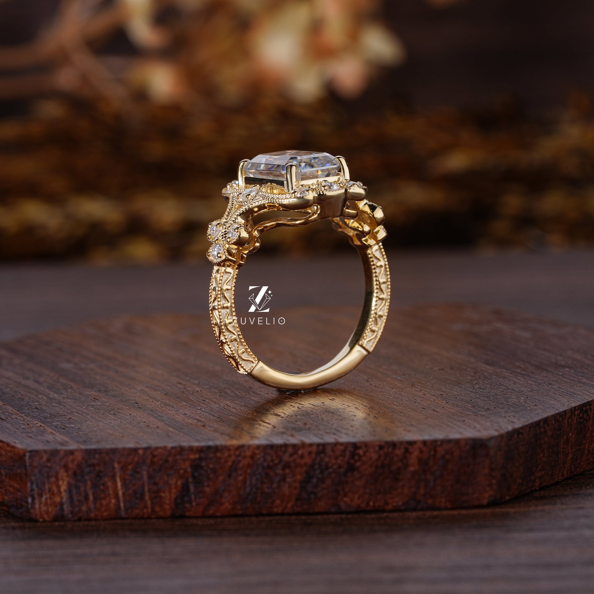 Emerald Cut Art Deco Ring - Zuvelio.com