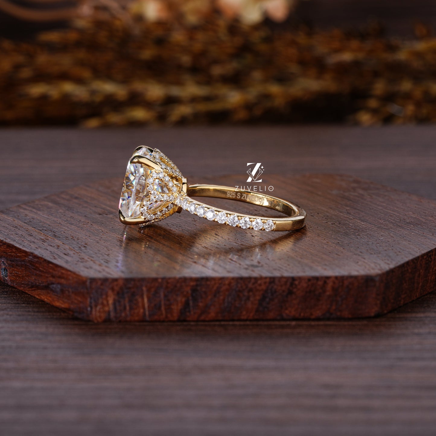Cushion Hidden Halo Ring - Zuvelio.com