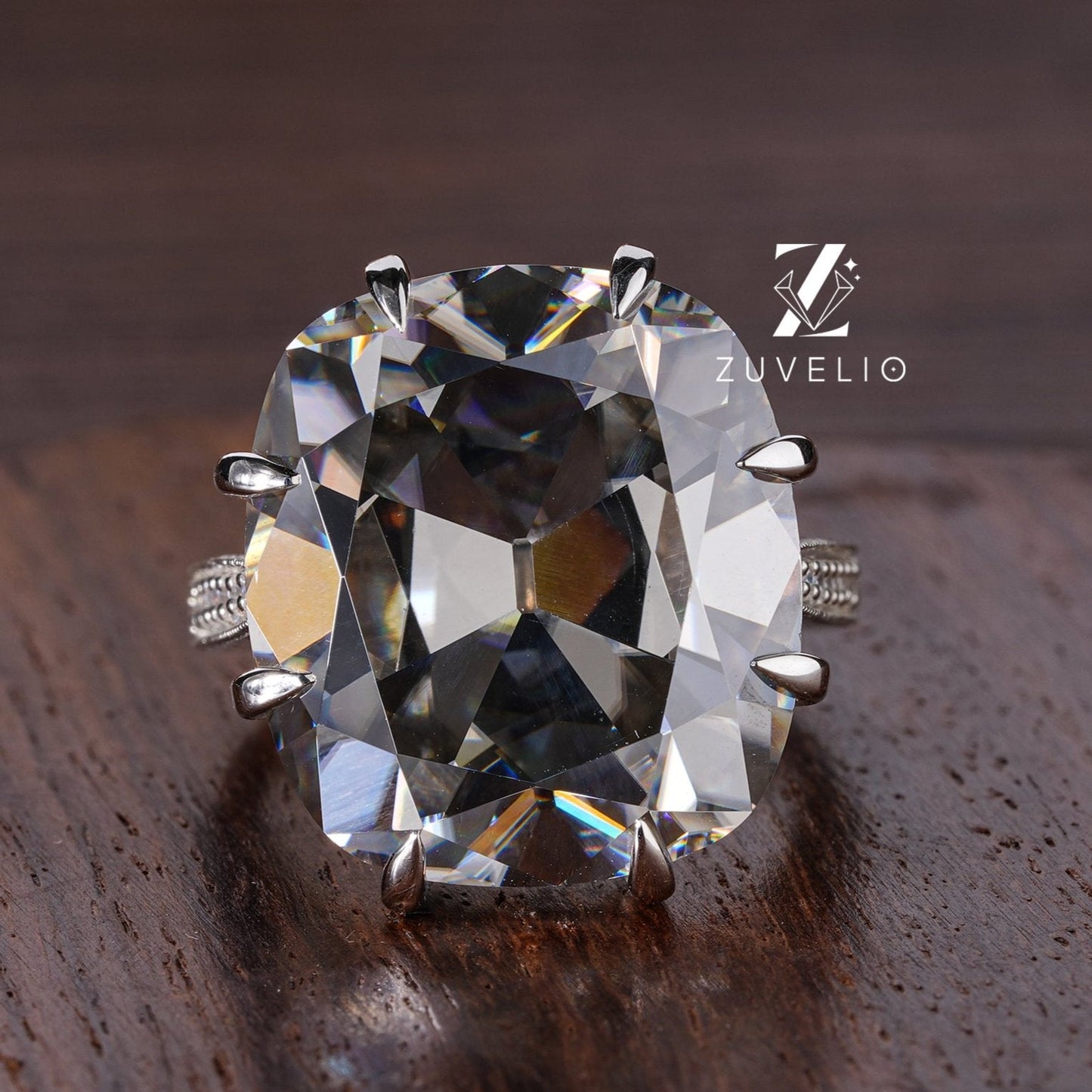 Grey Cushion Unique Ring - Zuvelio.com