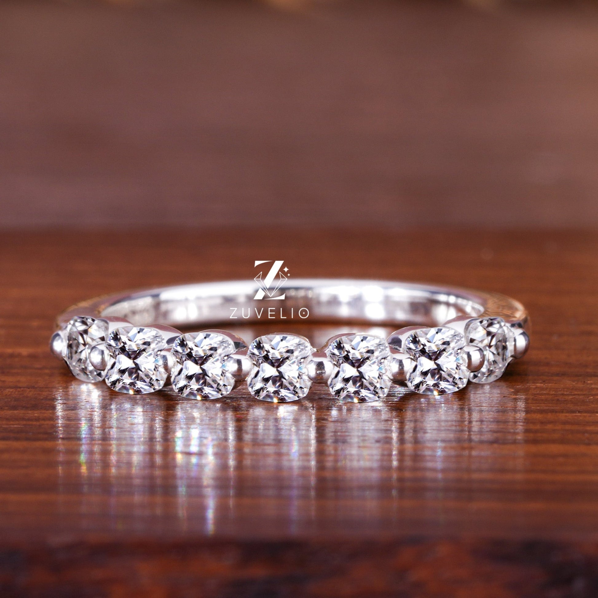 Cushion Cut Moissanite Band - Zuvelio.com
