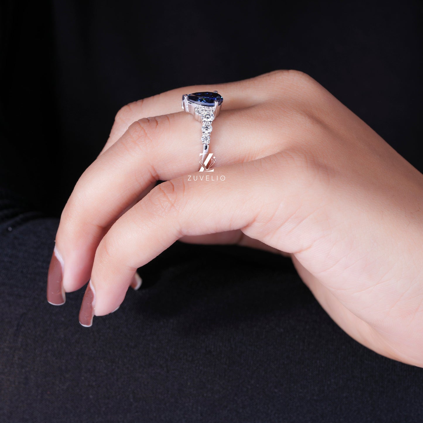 Blue Moissanite Vintage Ring - Zuvelio.com