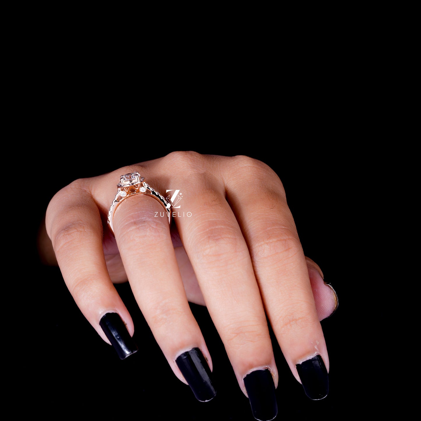 Lab Grown Round Diamond Ring