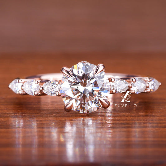 Round Cut Diamond Ring