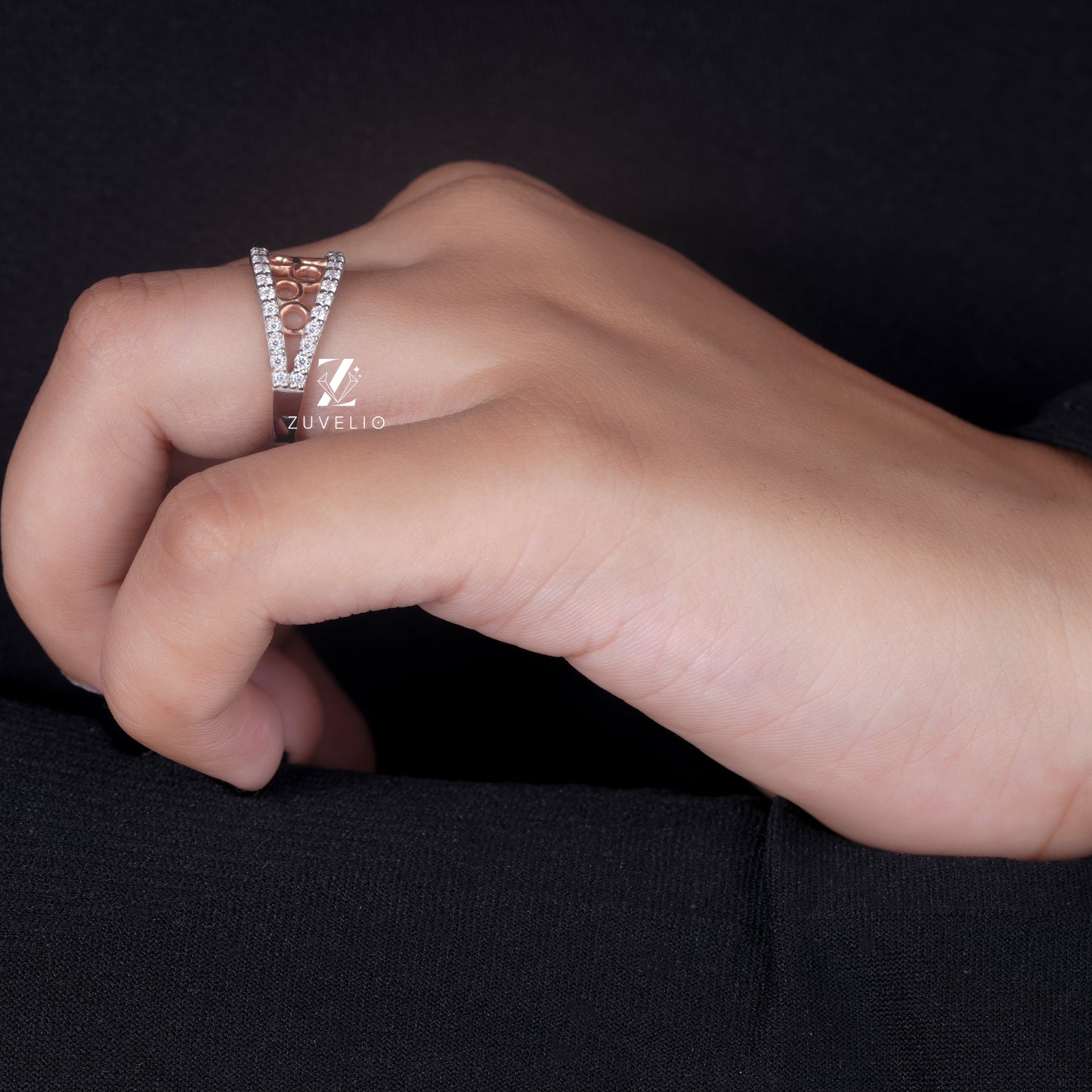Lab Diamond Round Cut Band