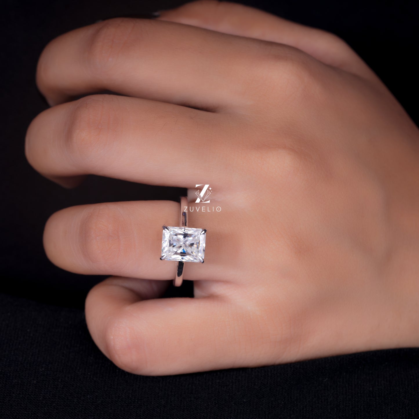 Radiant Hidden Halo Ring
