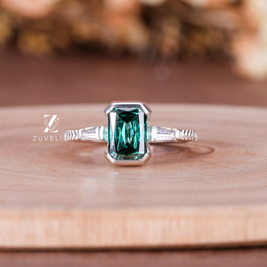 Emerald Criss Cut Ring