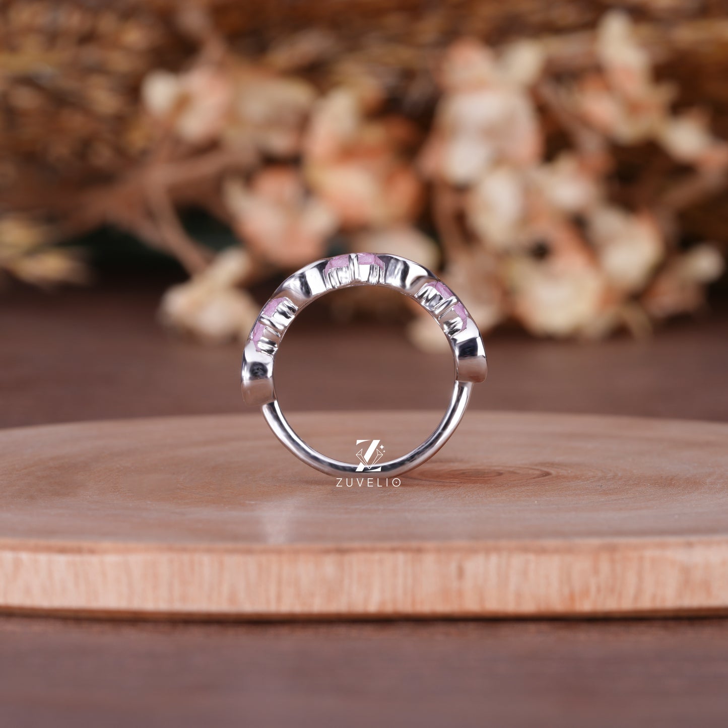 Oval Lab Sapphire Band