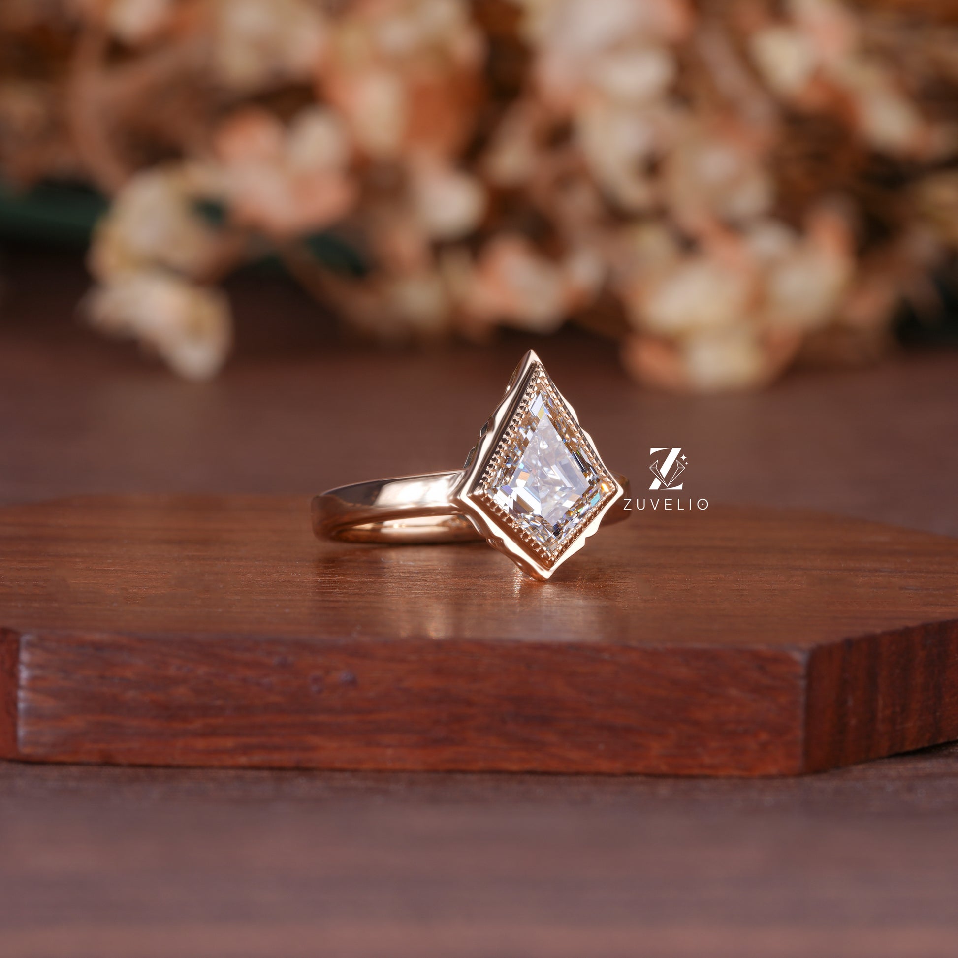 Art Deco Diamomd Engagement Ring