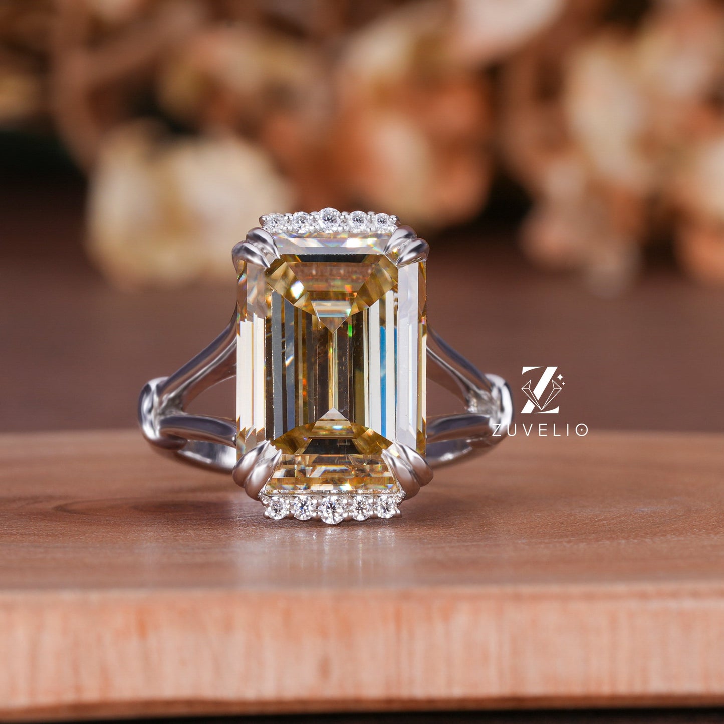 Vintage Emerald Moissanite Ring