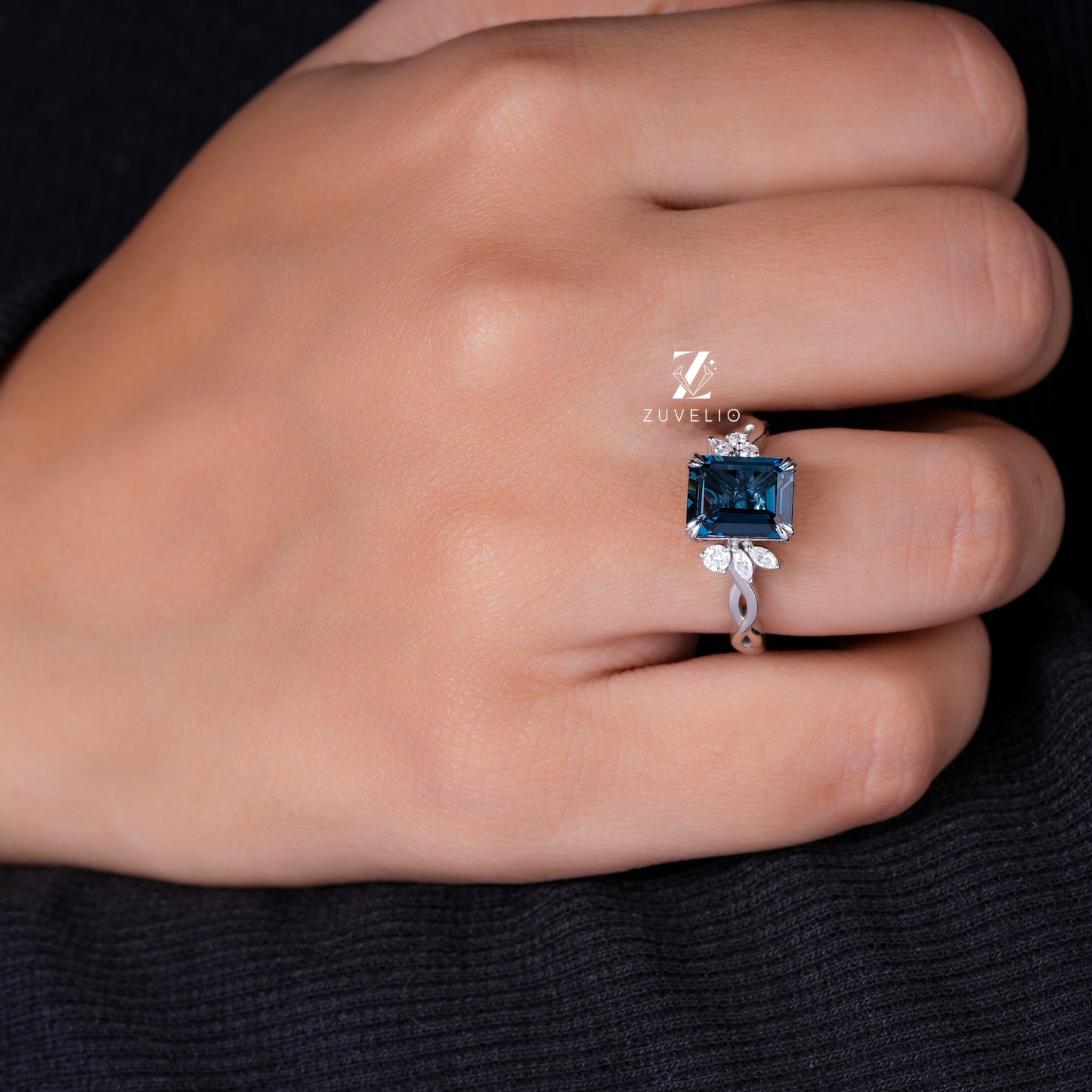 Vintage Emerald Moissanite Ring