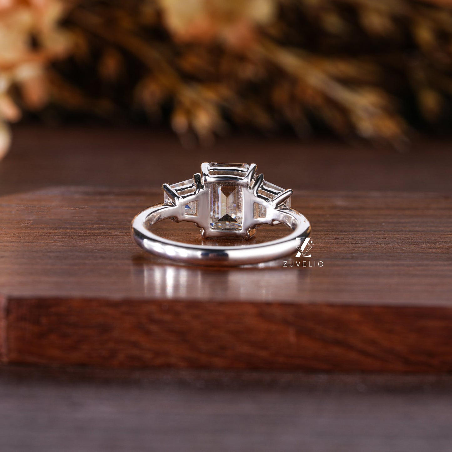 Trilogy Emerald Ring - Zuvelio.com