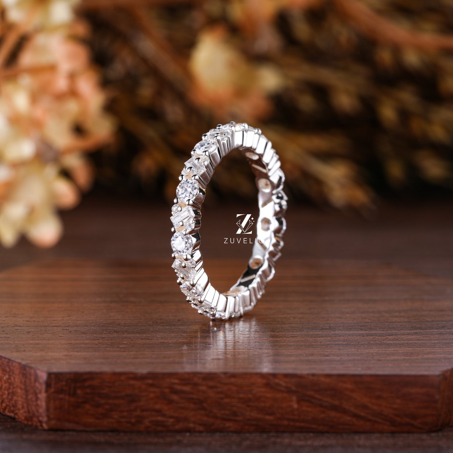 Emerald Oval Ring - Zuvelio.com