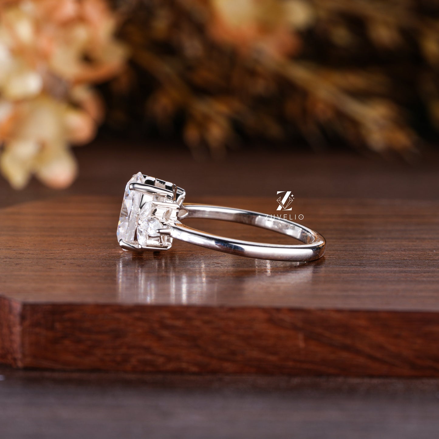 Oval Moissanite Ring - Zuvelio.com