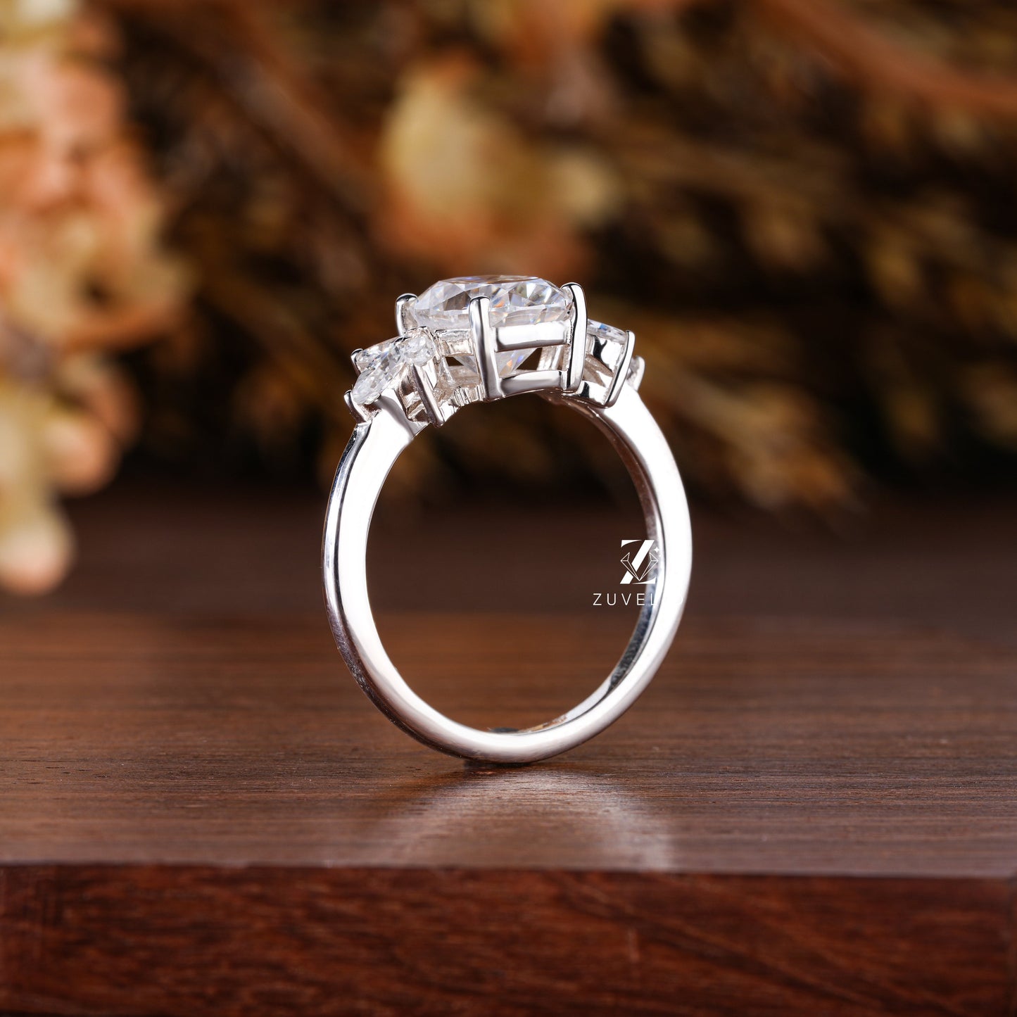 Oval Moissanite Ring - Zuvelio.com