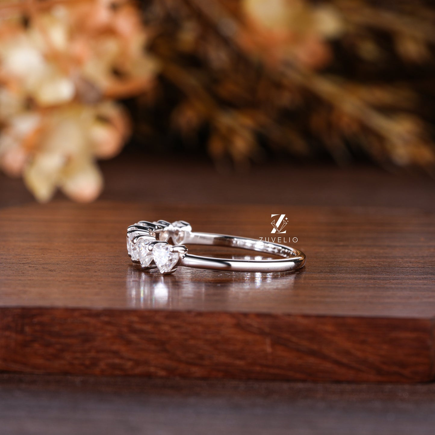 Heart Wedding Band - Zuvelio.com