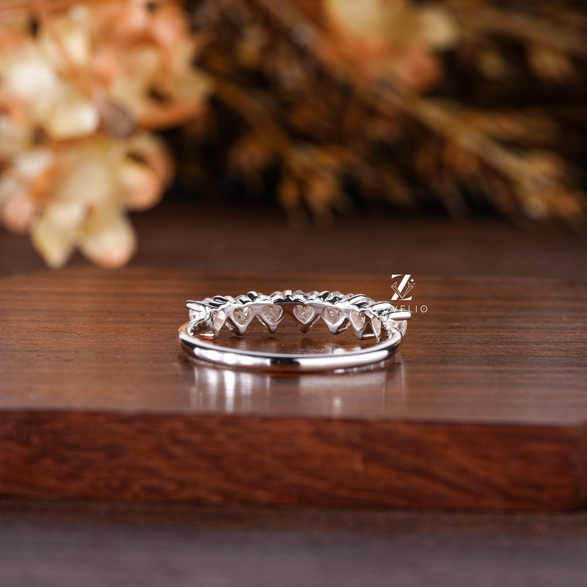Heart Wedding Band - Zuvelio.com