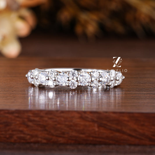 Minimalist Dainty Round Band