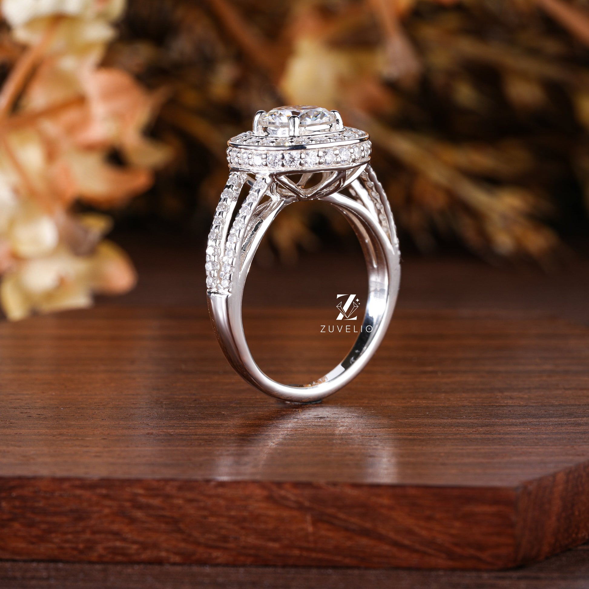 Round Moissanite Halo Ring - Zuvelio.com