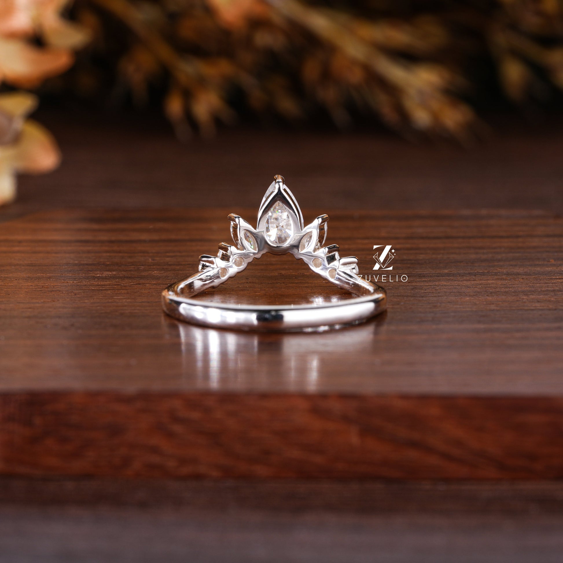 Pear Round Moissanite - Zuvelio.com