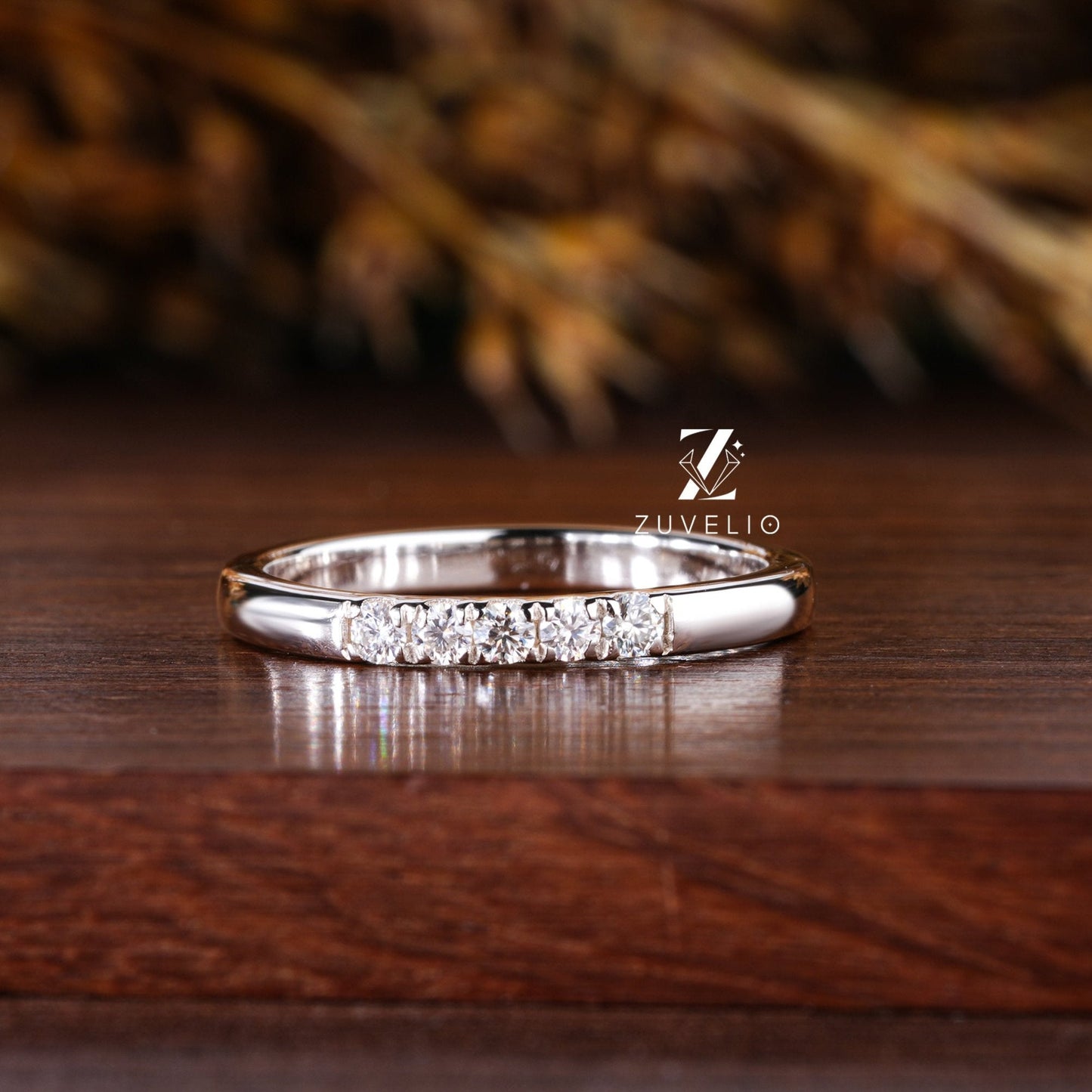 Round Cut Moissanite Band - Zuvelio.com