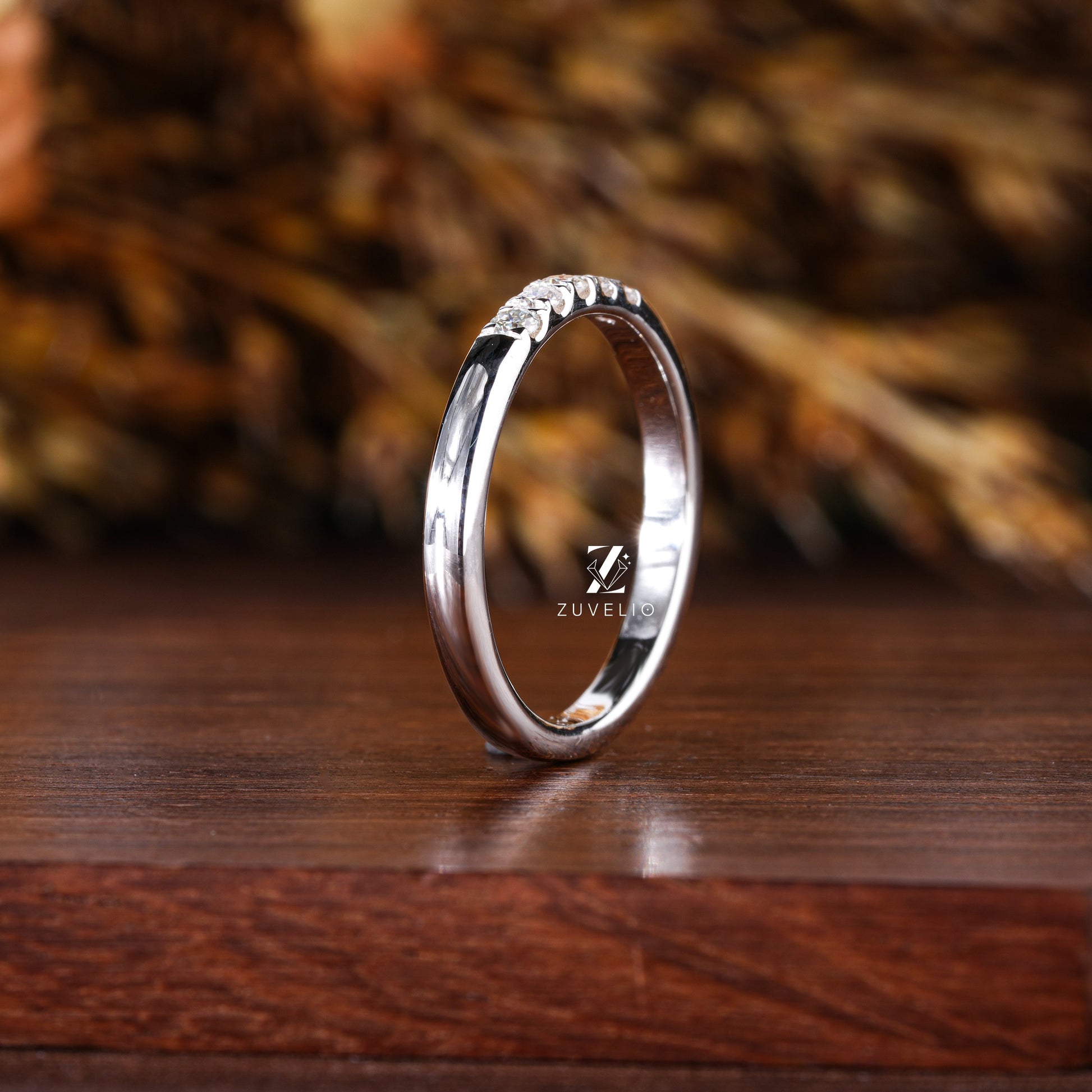 Round Cut Moissanite Band - Zuvelio.com