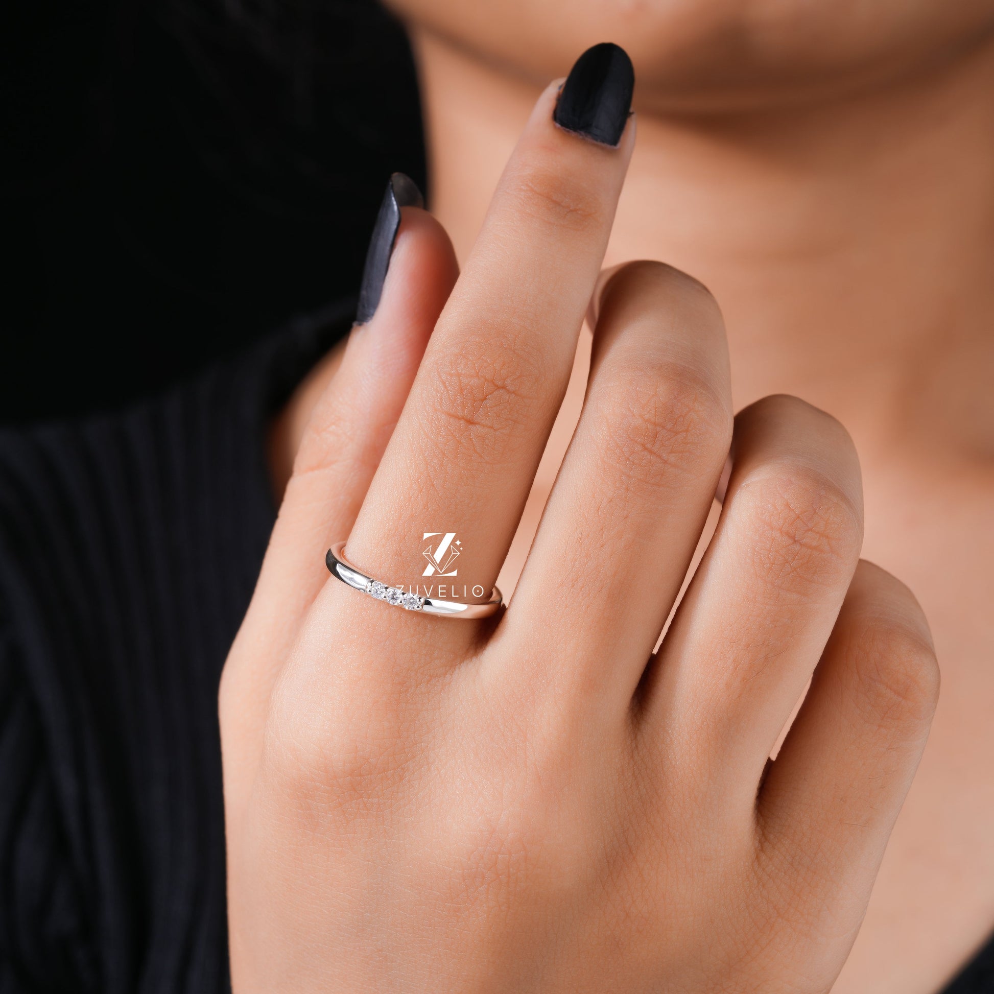 Round Cut Moissanite - Zuvelio.com