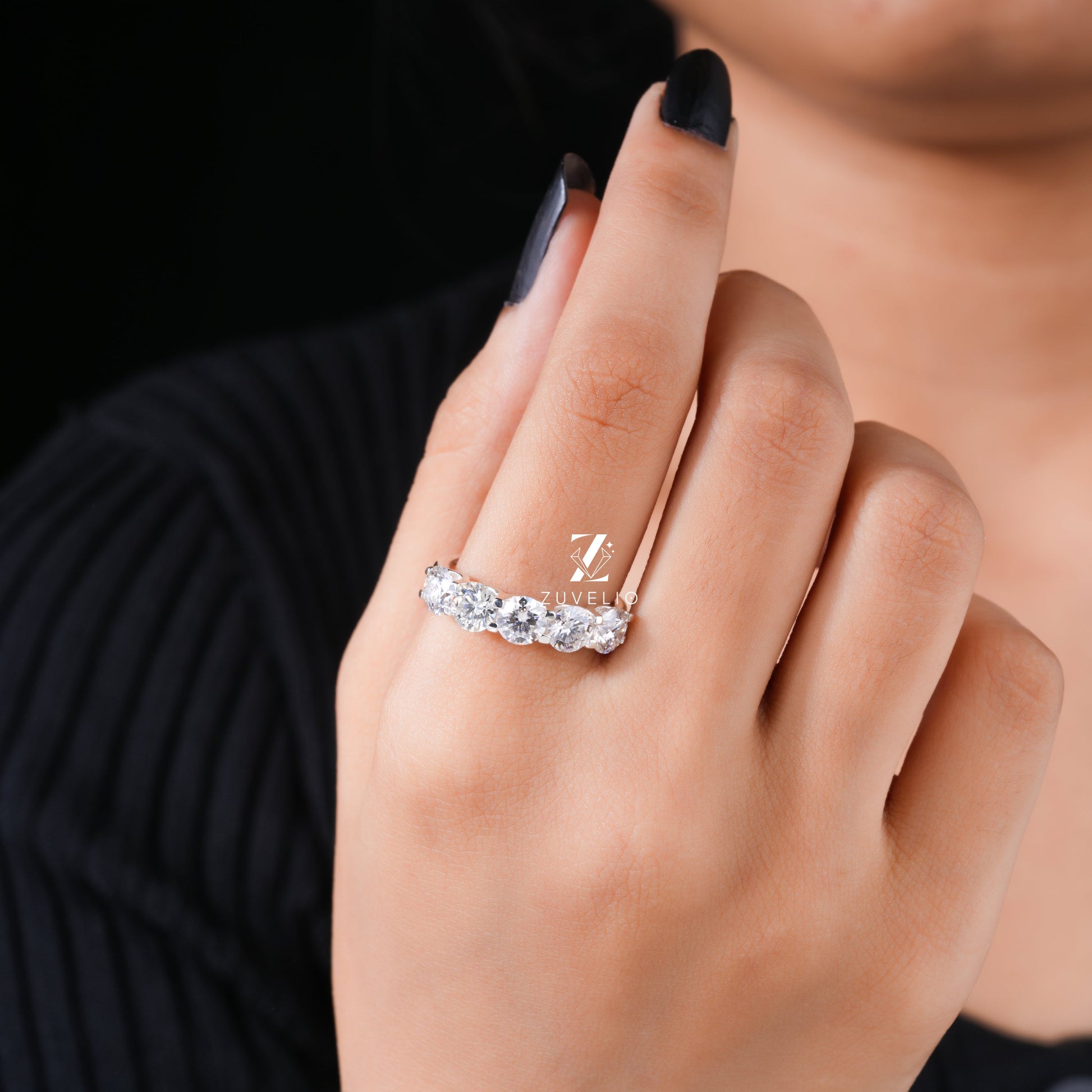 5 Stone Moissanite Ring - Zuvelio.com