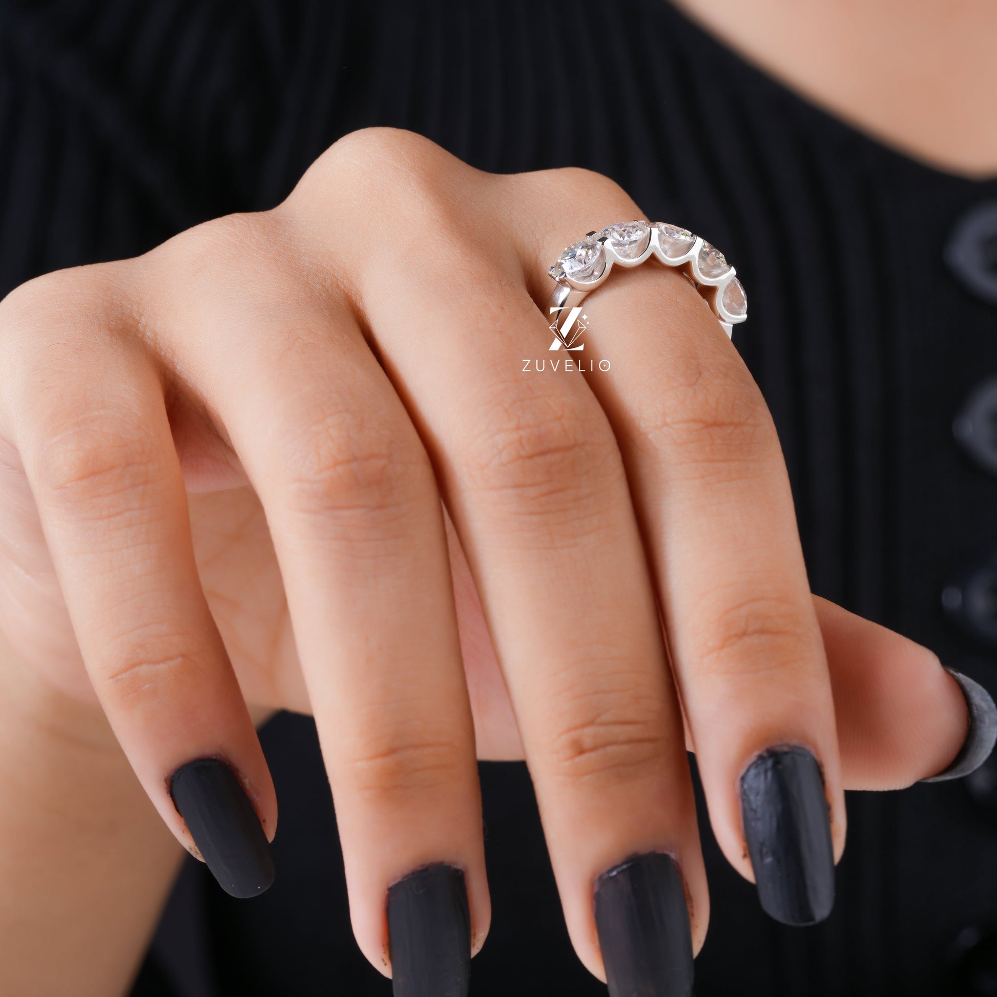 5 Stone Moissanite Ring - Zuvelio.com
