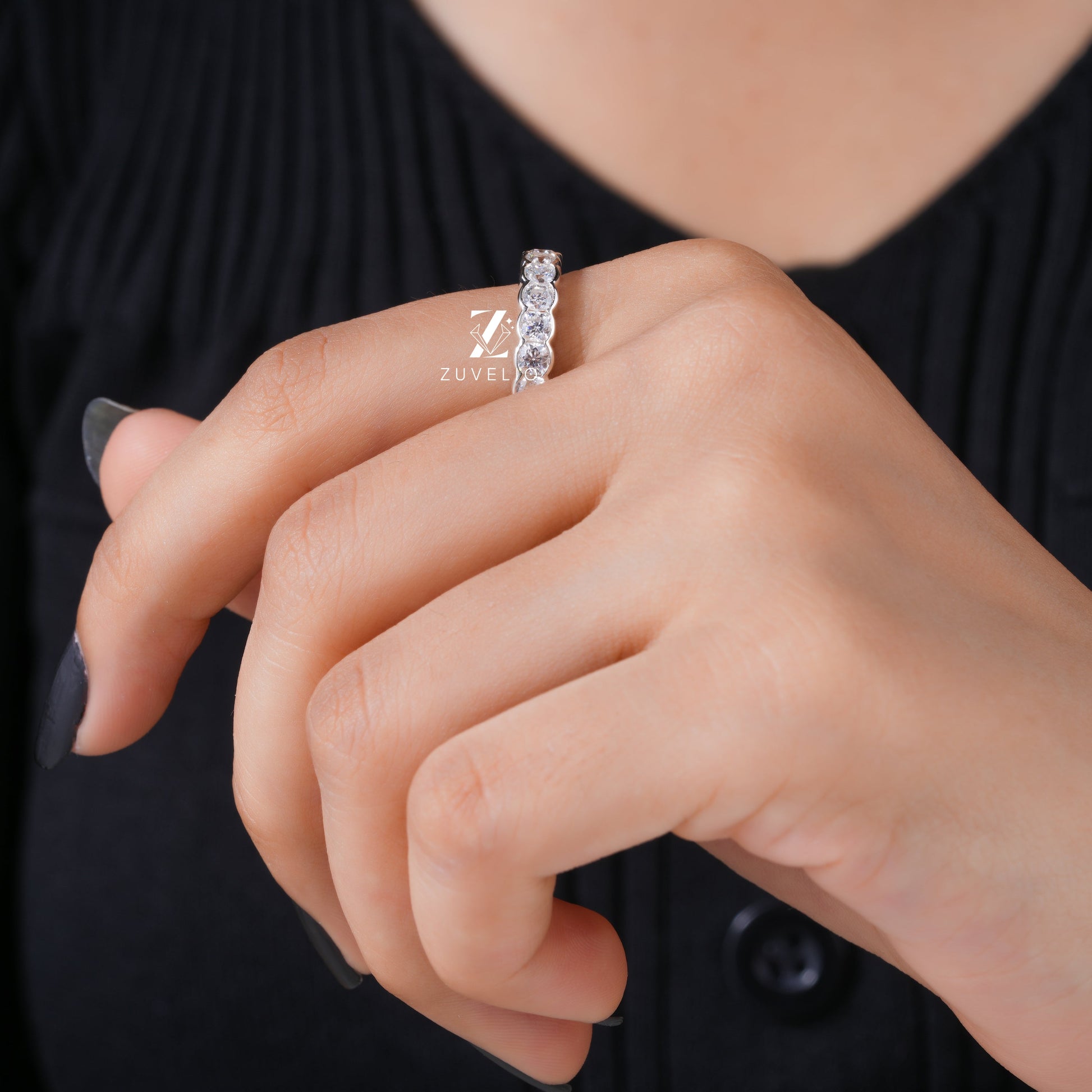 Cushion Cut Moissanite Ring - Zuvelio.com