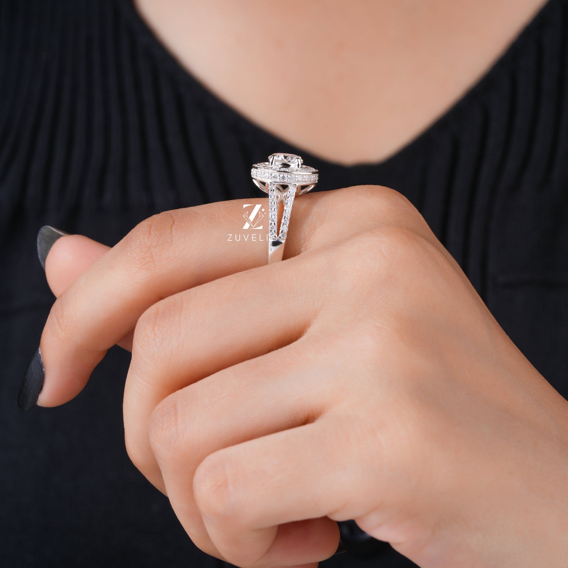 Round Moissanite Halo Ring - Zuvelio.com