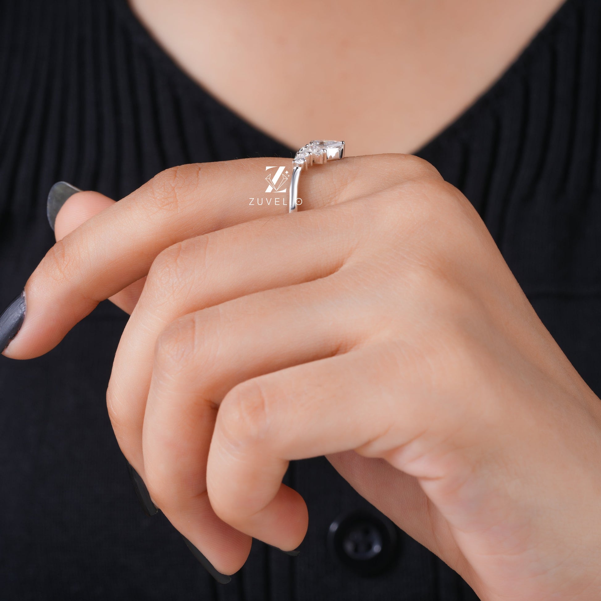 Pear Round Moissanite - Zuvelio.com