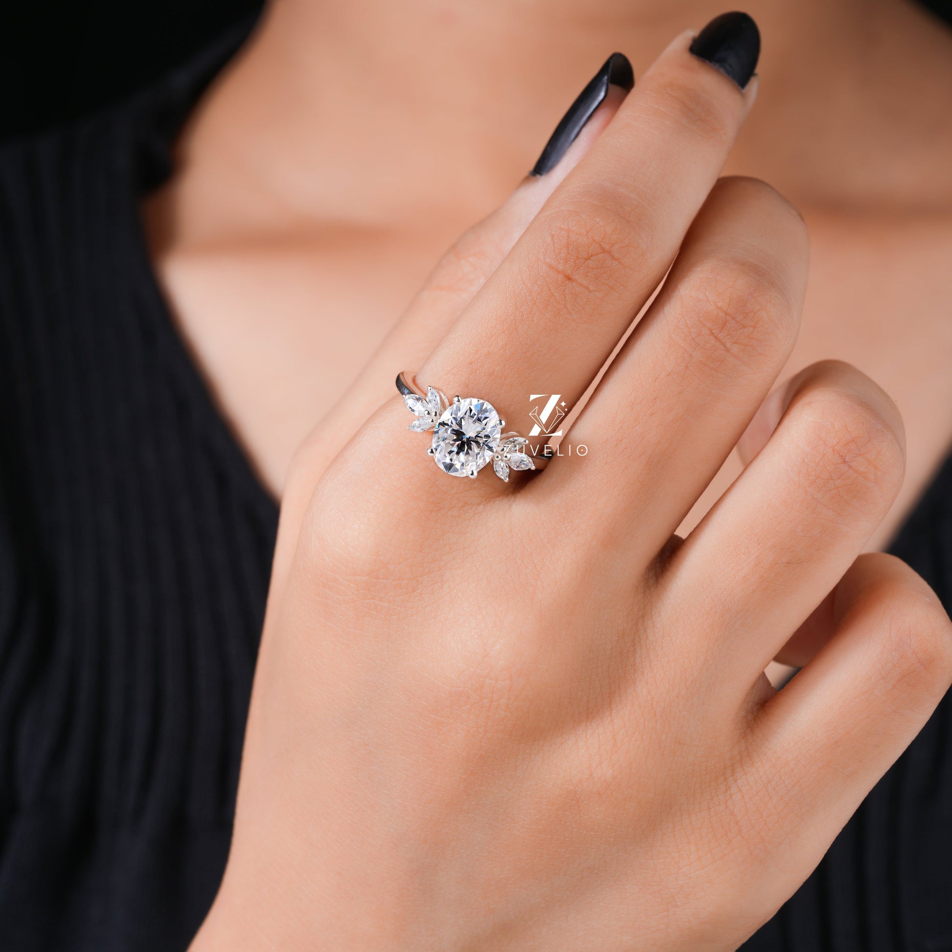 Oval Moissanite Ring - Zuvelio.com