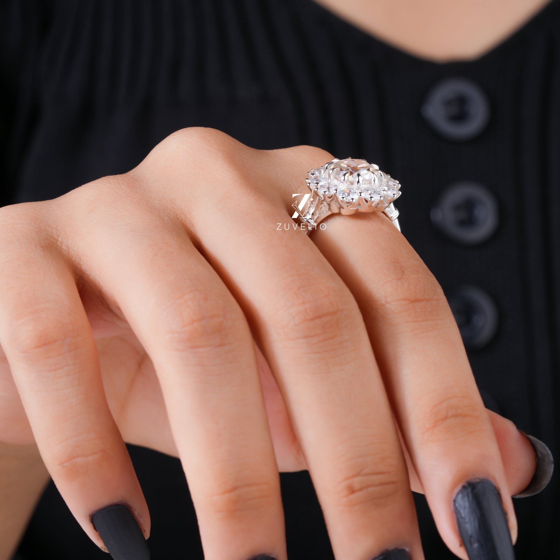 OEC Moissanite Ring - Zuvelio.com
