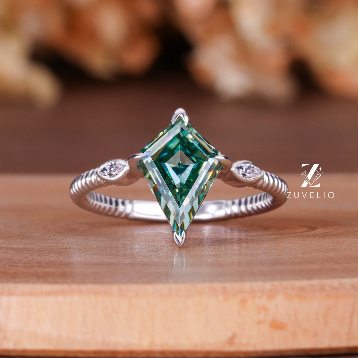 Kite Blue Green Moissanite