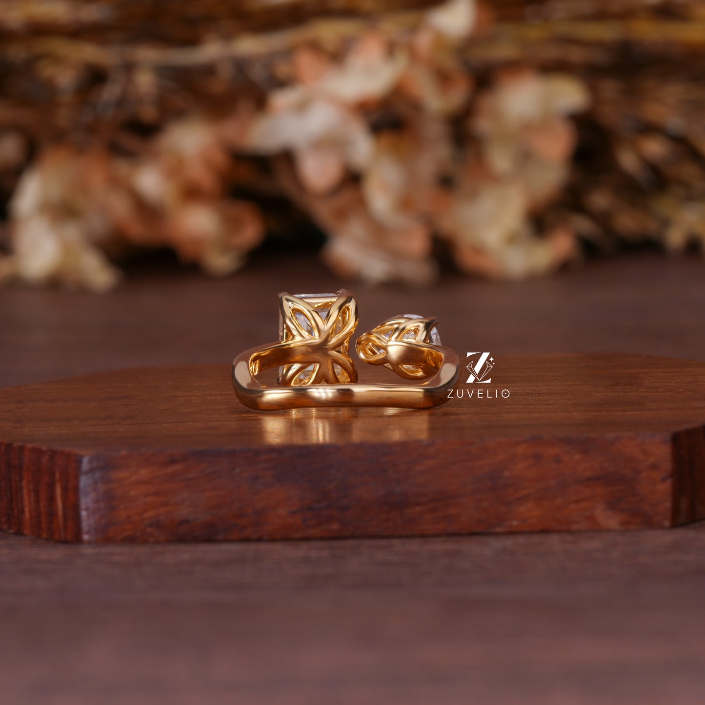 Modern Toi Moi Ring