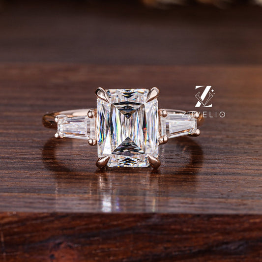 Emerald Radiant Cut Moissanite Ring - Zuvelio.com