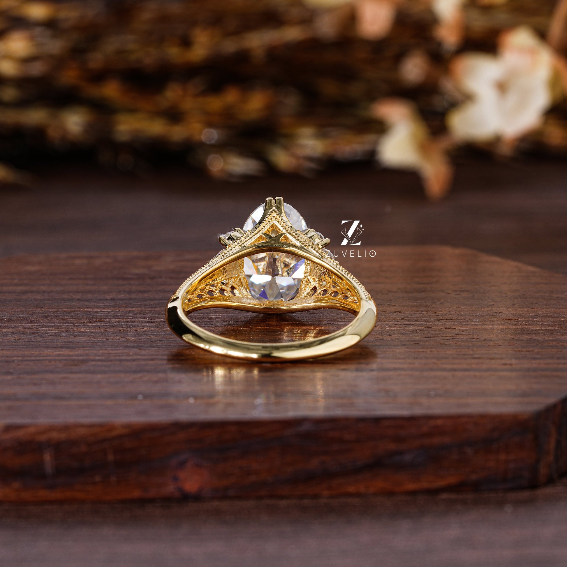 OMC Art Deco Ring - Zuvelio.com