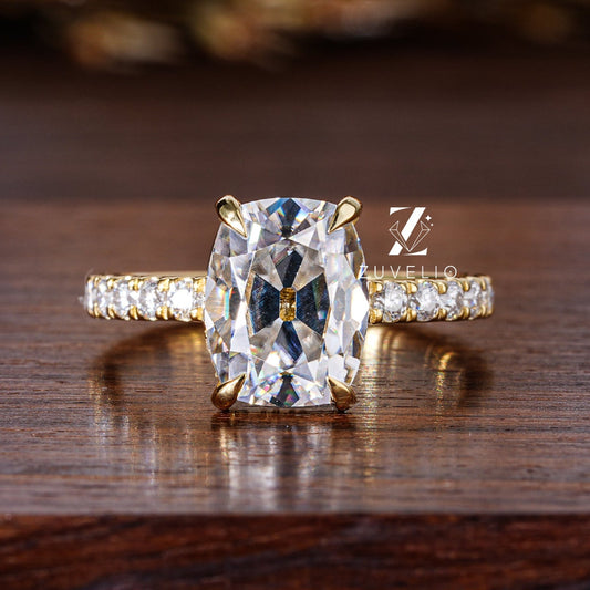 Cushion Moissanite Ring - Zuvelio.com