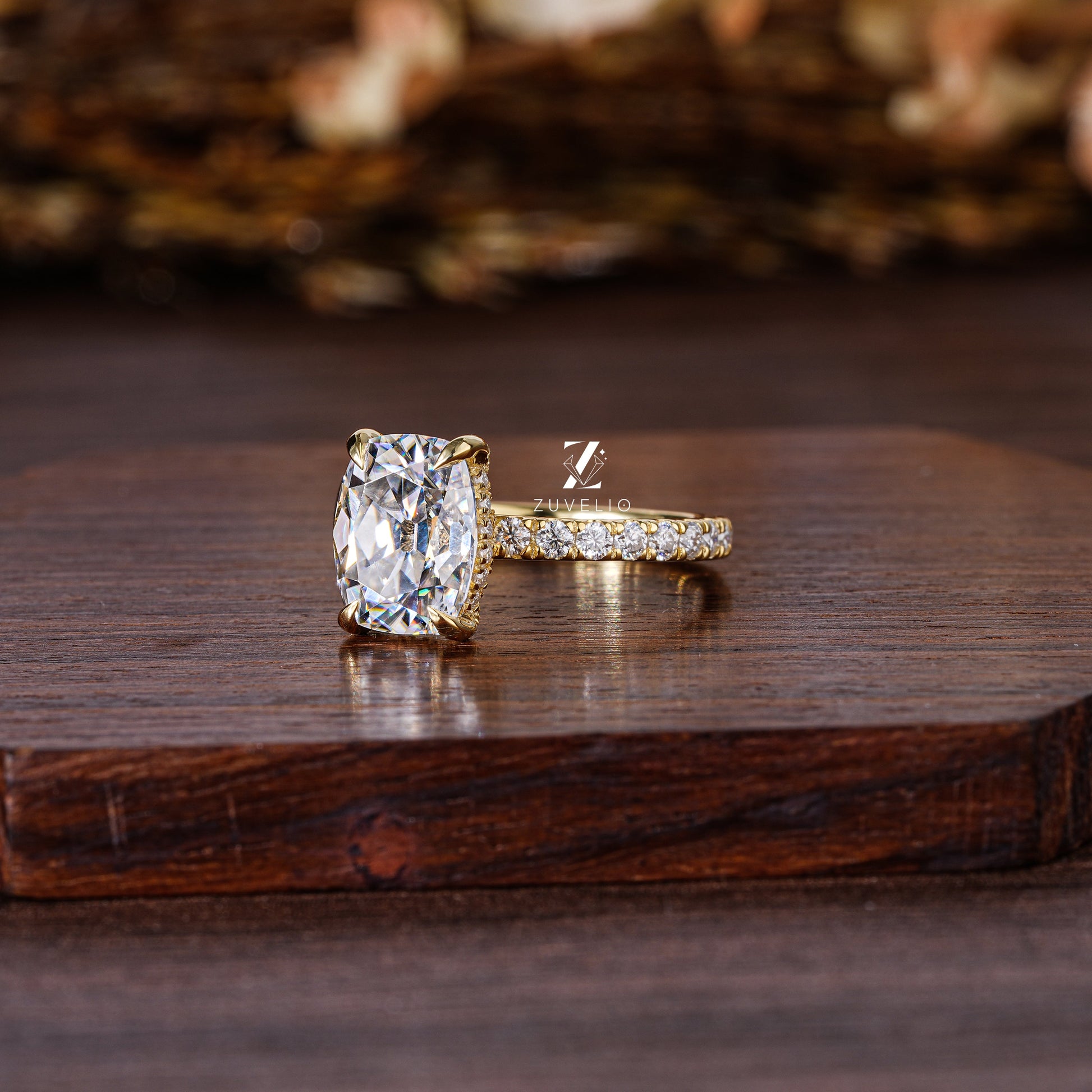 Cushion Moissanite Ring - Zuvelio.com