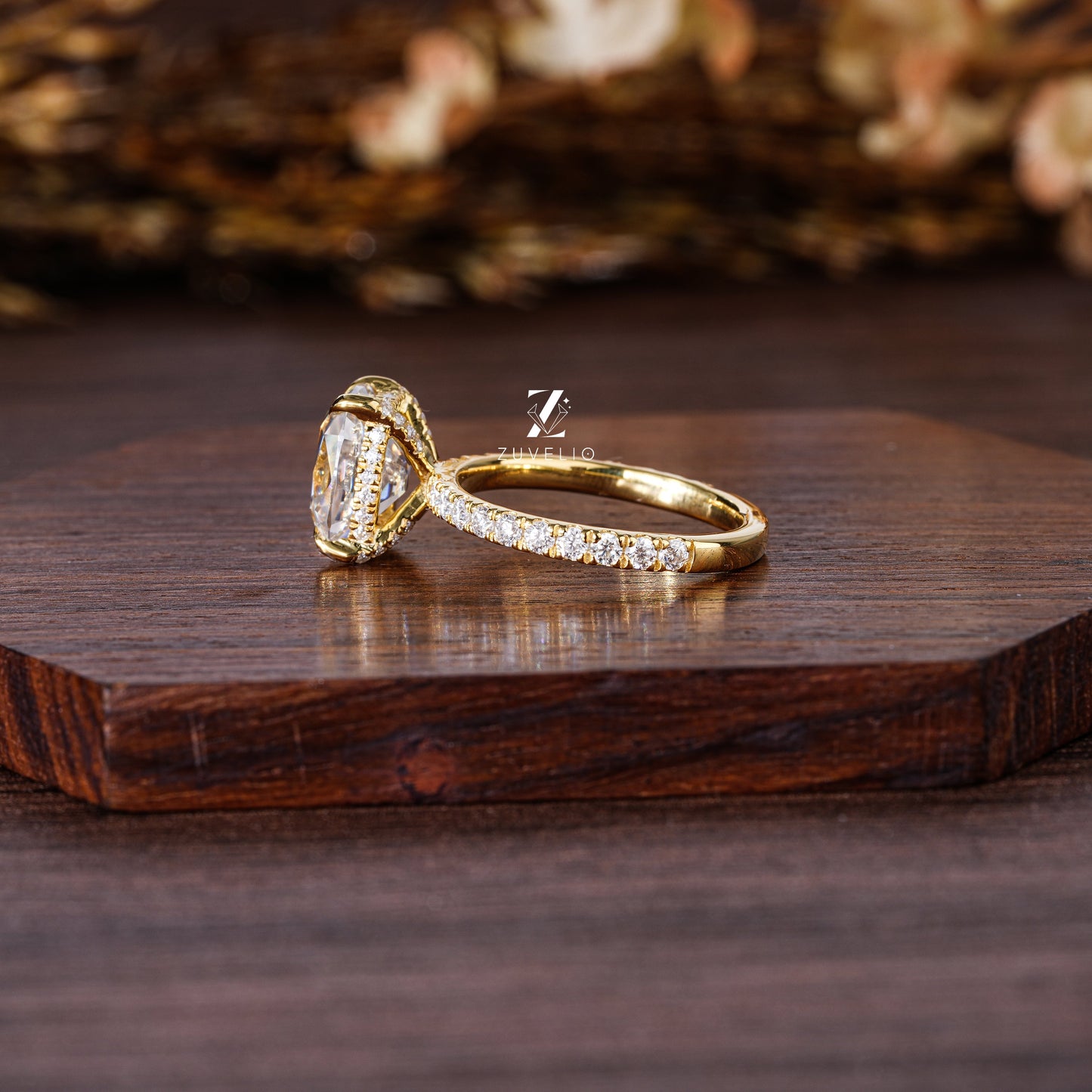 Cushion Moissanite Ring - Zuvelio.com