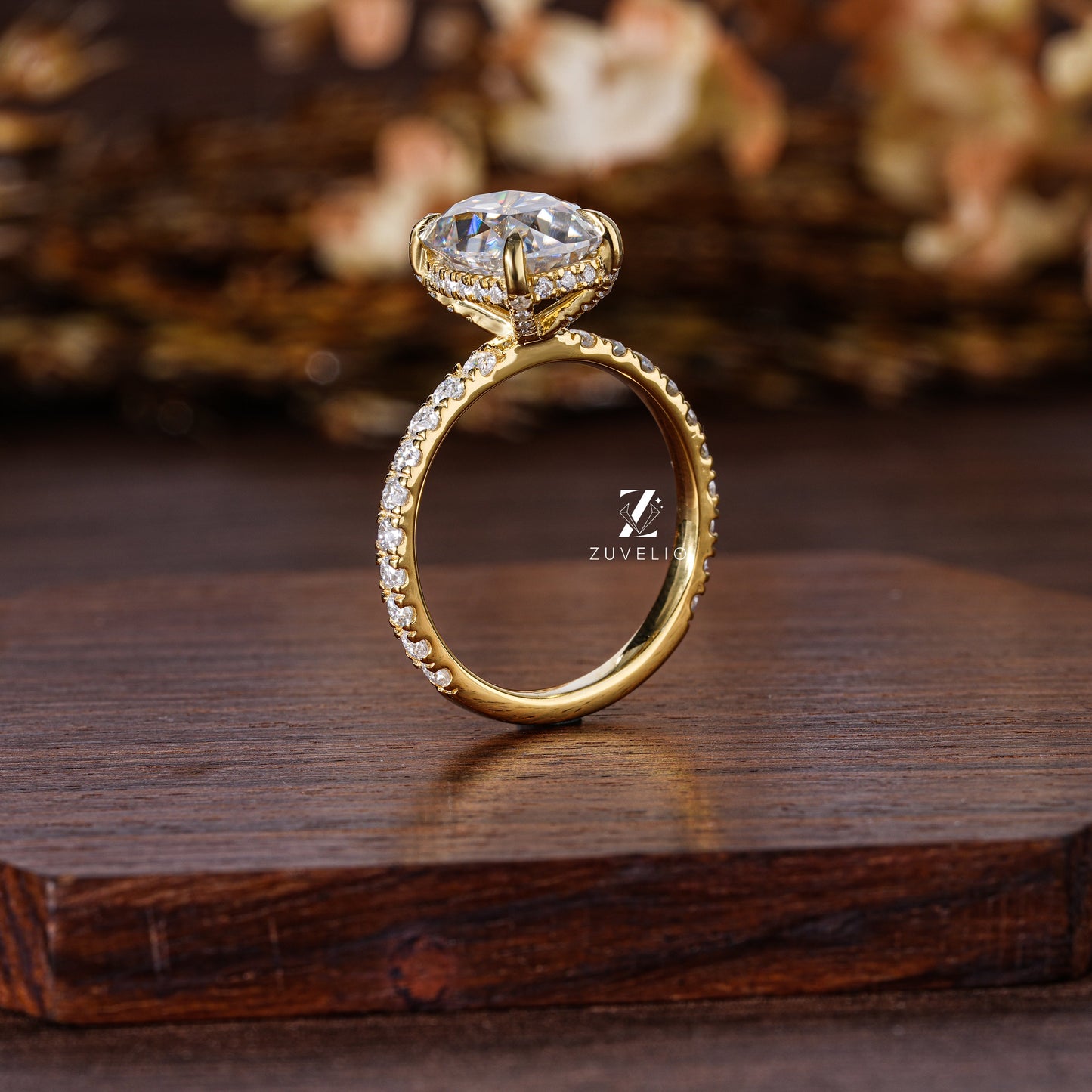 Cushion Moissanite Ring - Zuvelio.com