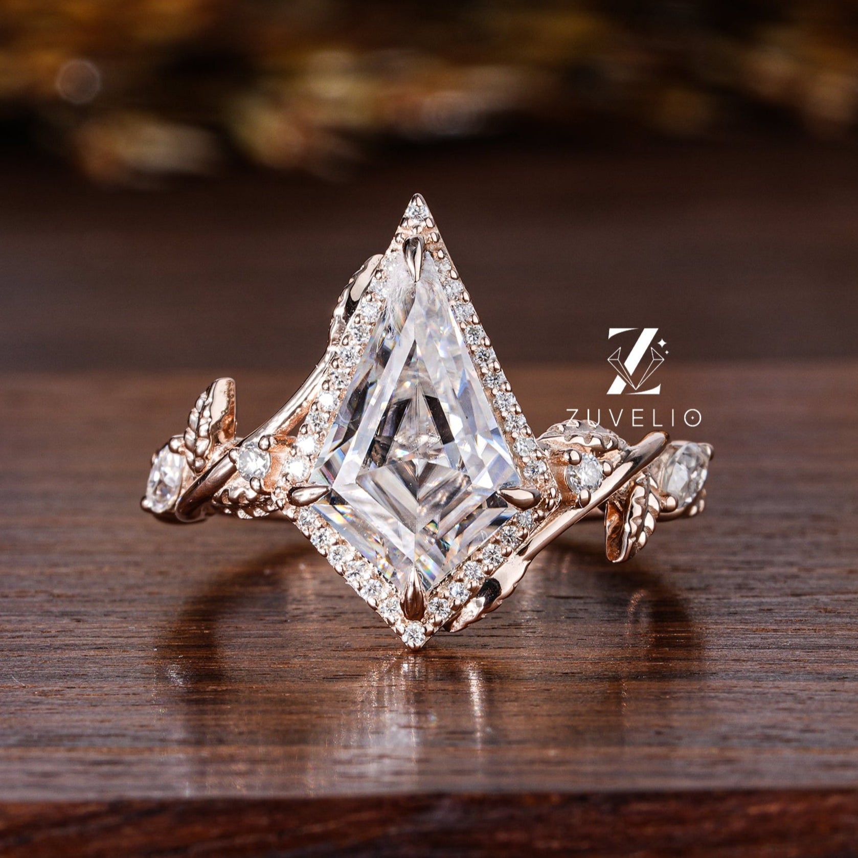 Kite Moissanite Ring - Zuvelio.com