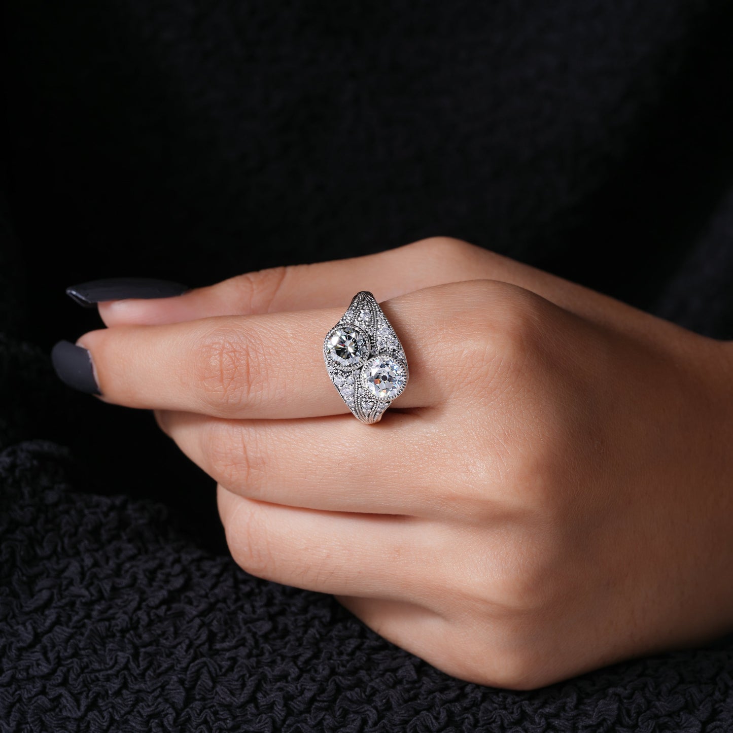 White Grey Moissanite Ring - Zuvelio.com
